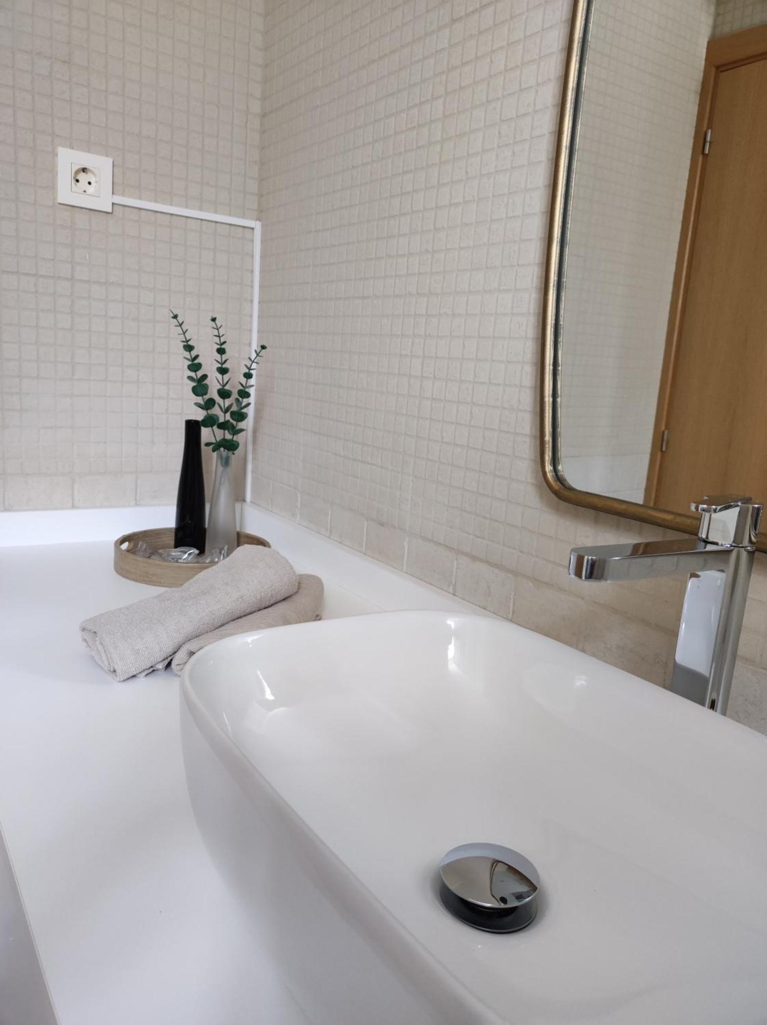 Apartamento Vico Escarrilla Exterior foto